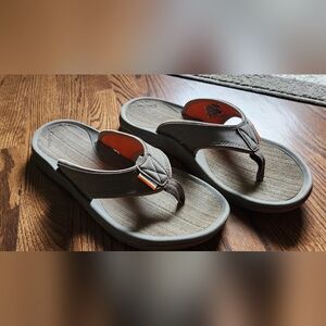 Grundens sandals Men size 13 NWOT